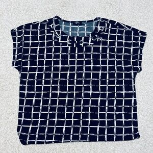 B&W Dress Top. Sm (runs big)